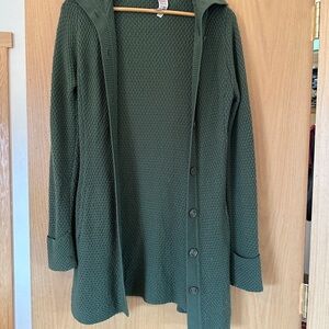 Patagonia merino wool sweater. Size medium, good condition.